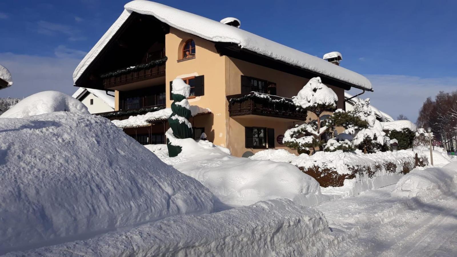 Romantische 5-Sterne- Ferienwohnungen Mittenwald Exterior photo